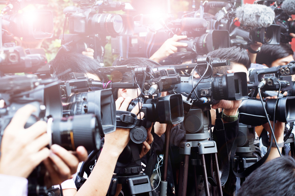 RKI meldet traurigen Rekord! Inzidenz steigt auf 1.500! Auch die Neuinfektionen bleiben auf Rekordniveau