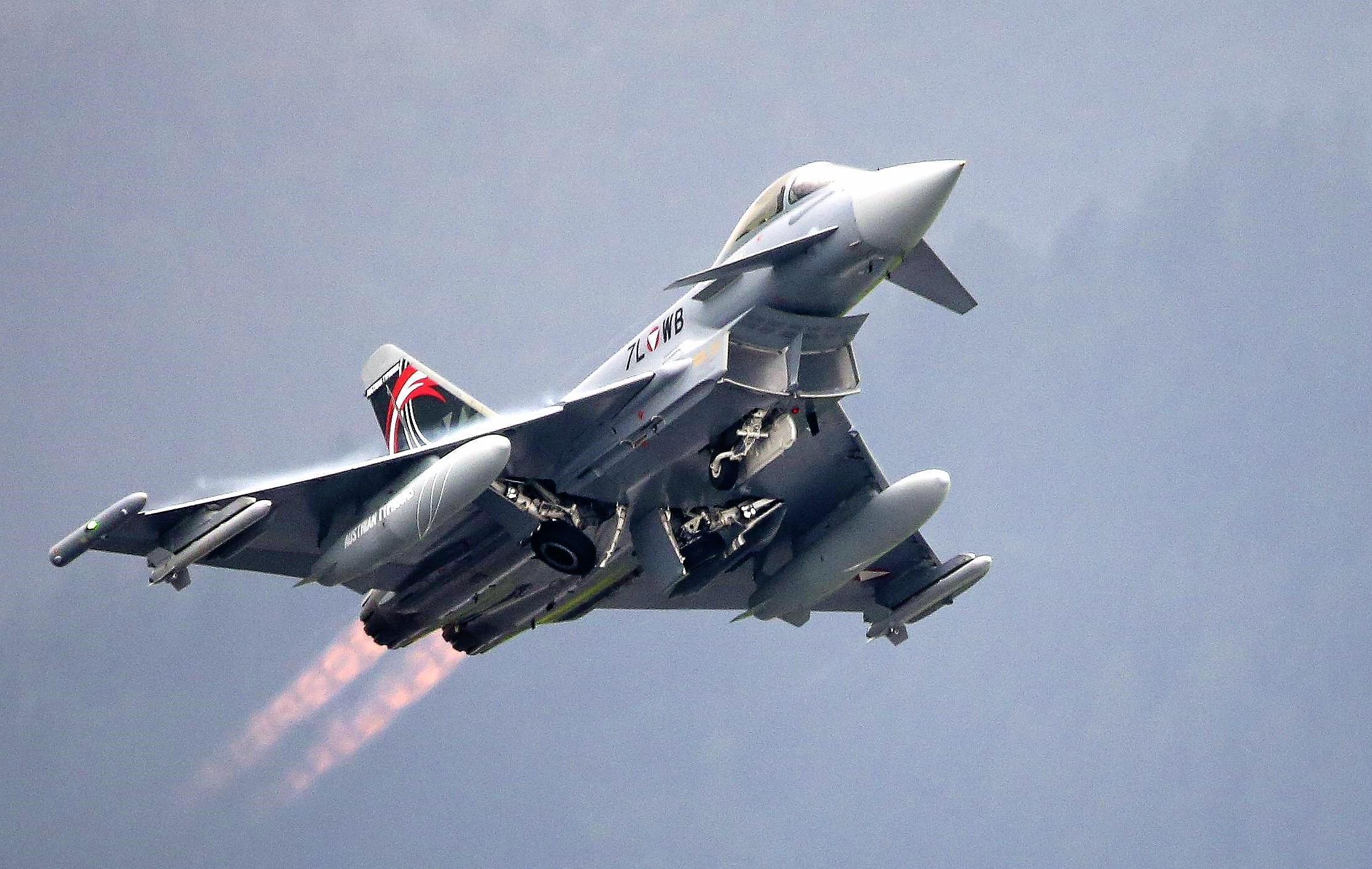 NATO-Ernstfall! Kampfjets donnern über Deutschland! Flugzeuge der NATO in Alarmbereitschaft