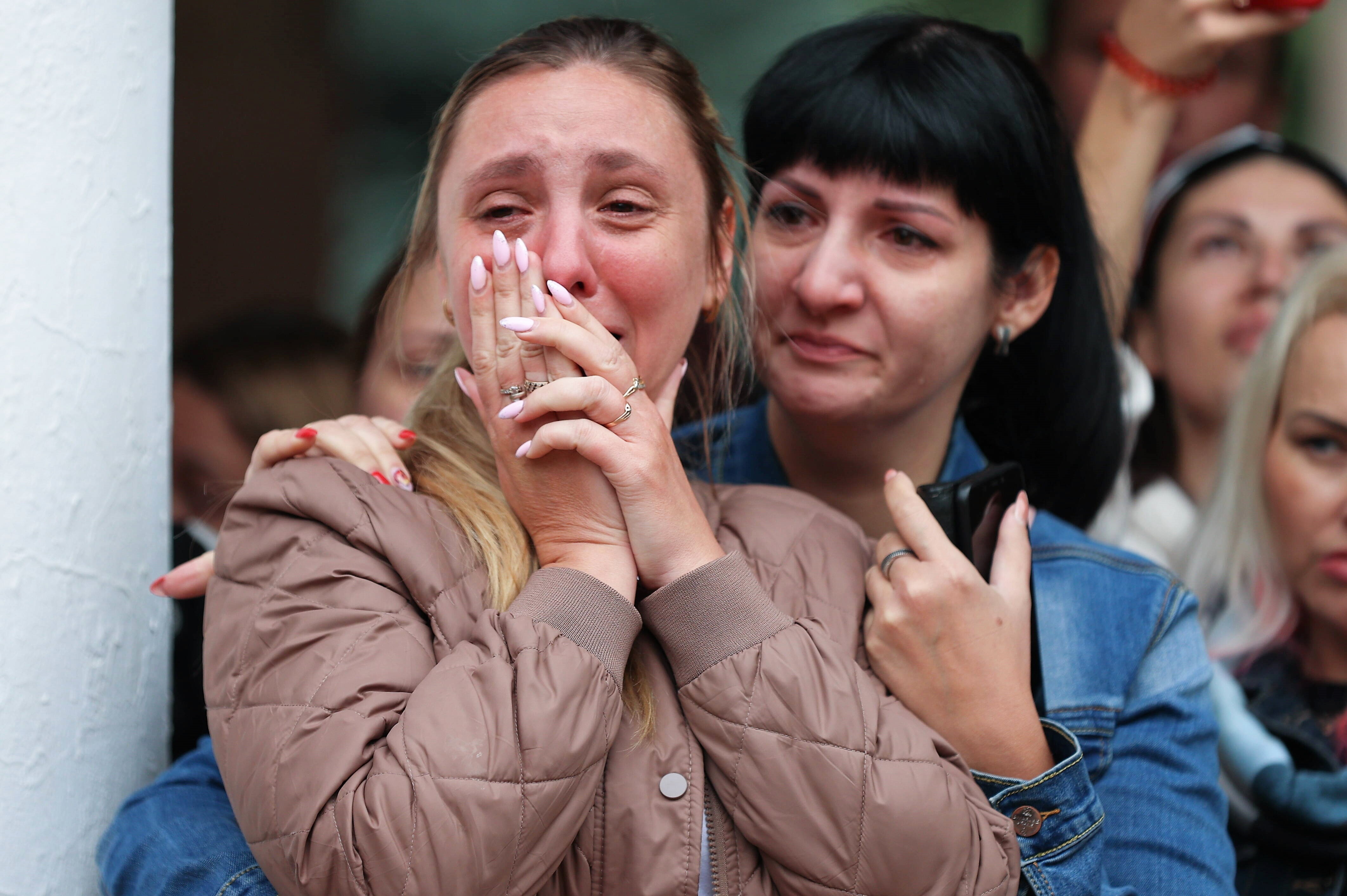 Russen verlassen panisch das Land! Am 1. April sind neue Einberufungsbefehle in der Post!