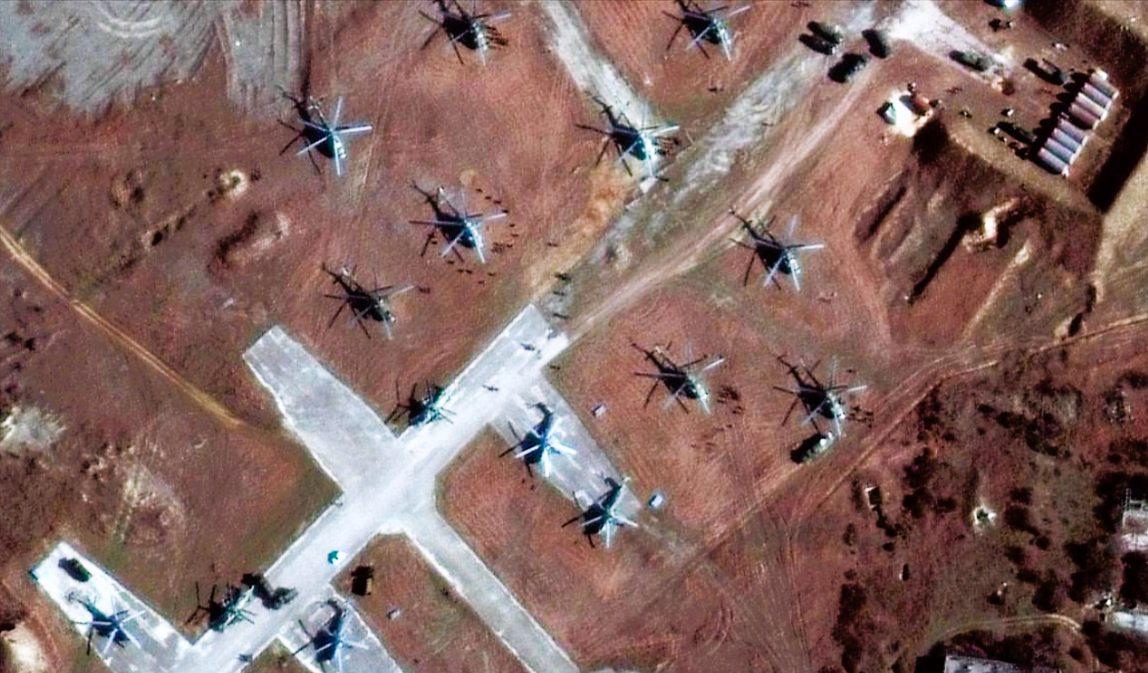 Putin tobt! Präzisionsangriffe der ukrainischen Armee auf Militärflugplatz! Mehrere russische Hubschrauber zerstört