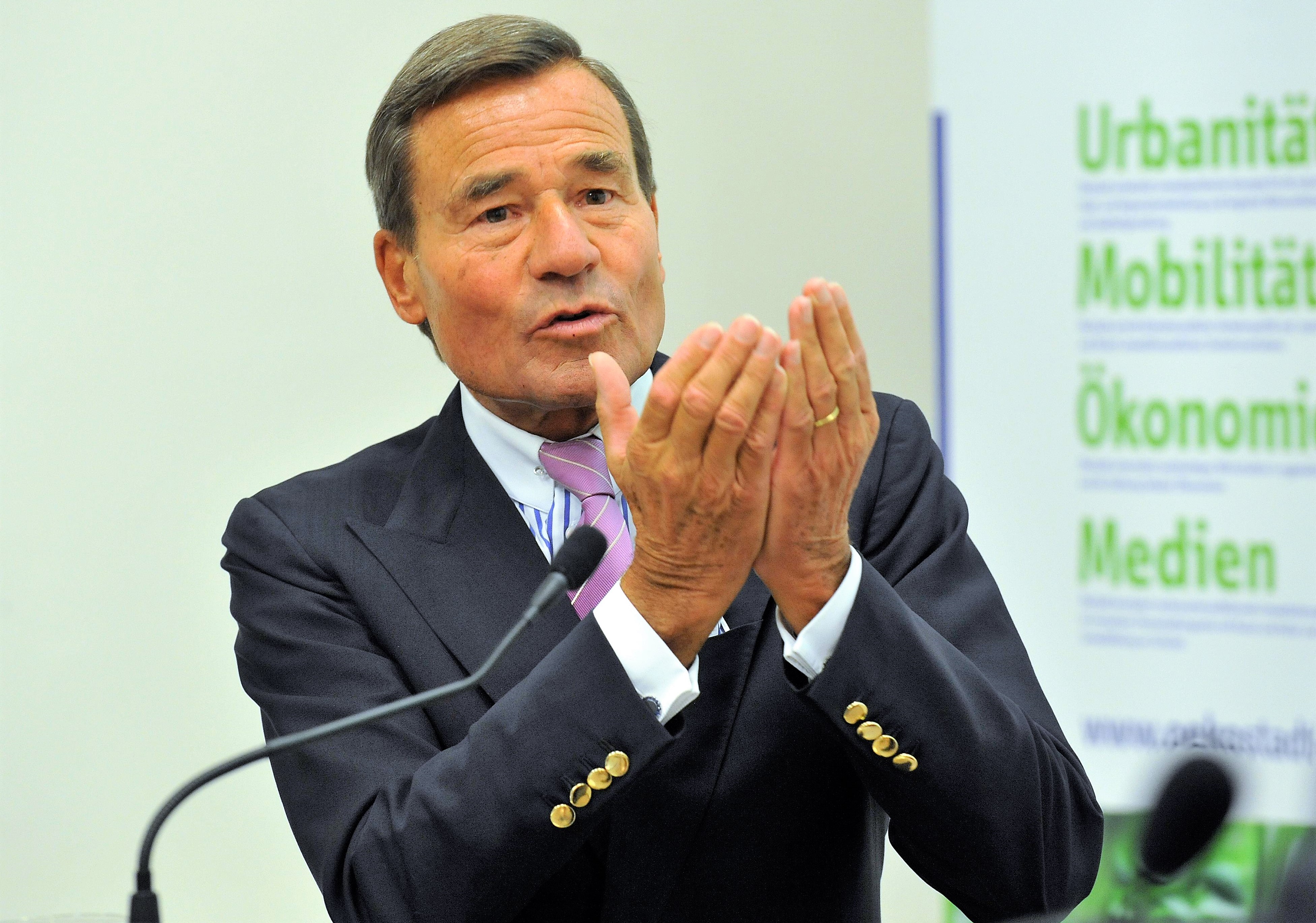 Schüsse auf Trigema-Chef Grupp? Polizei-Einsatz bestätigt - Grupp im Krankenhaus