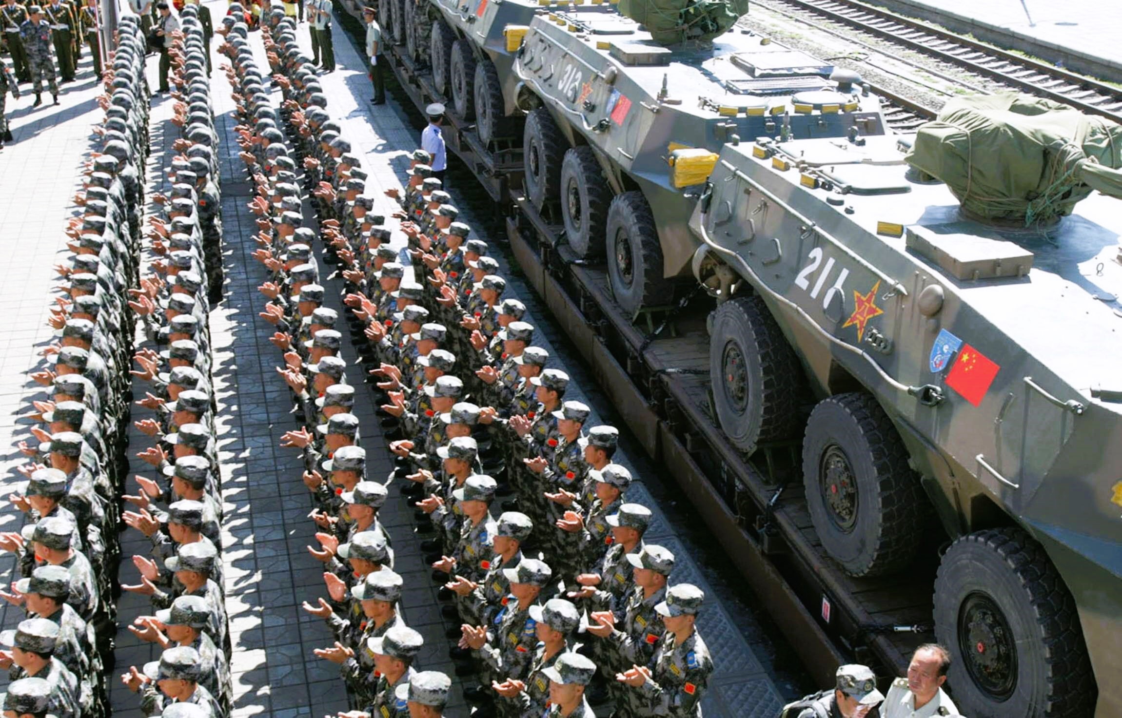 Ukrainer vernichten 300 russische Soldaten auf einen Schlag - gezielter Angriff auf sich sammelnde Truppen!