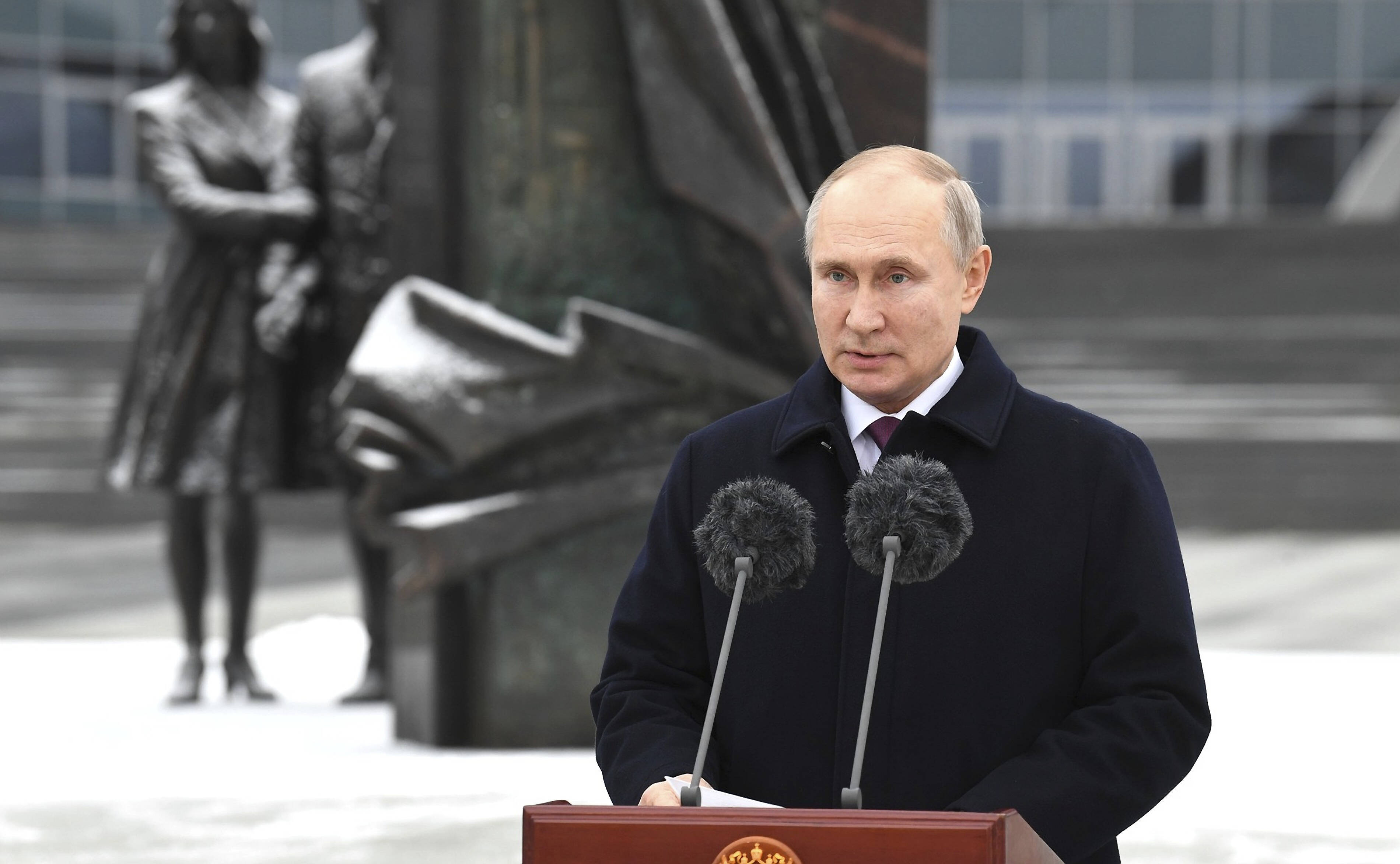 Geheimtreffen zwischen der USA und Russland! CIA-Chef warnt vor Atomschlag!