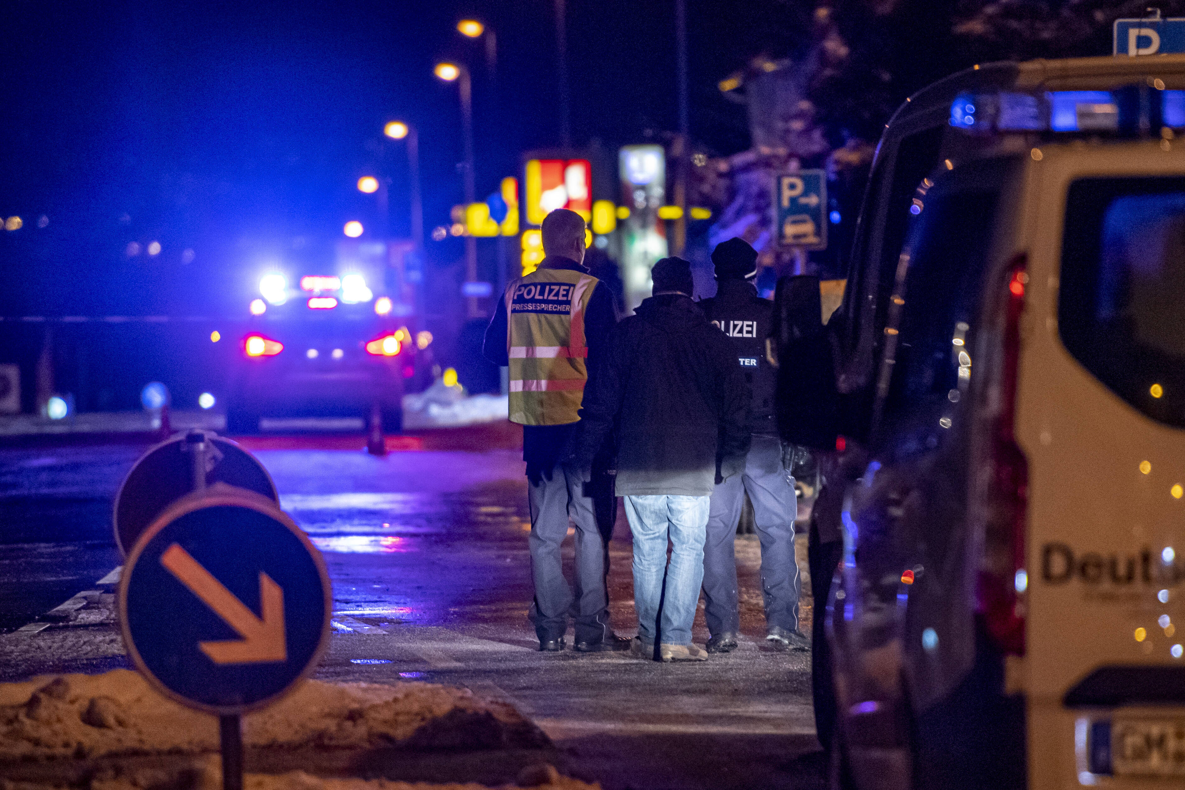 Schüsse auf dem Ku‘Damm! Panik in Berlin! - 2 Personen verletzt und Täter auf der Flucht