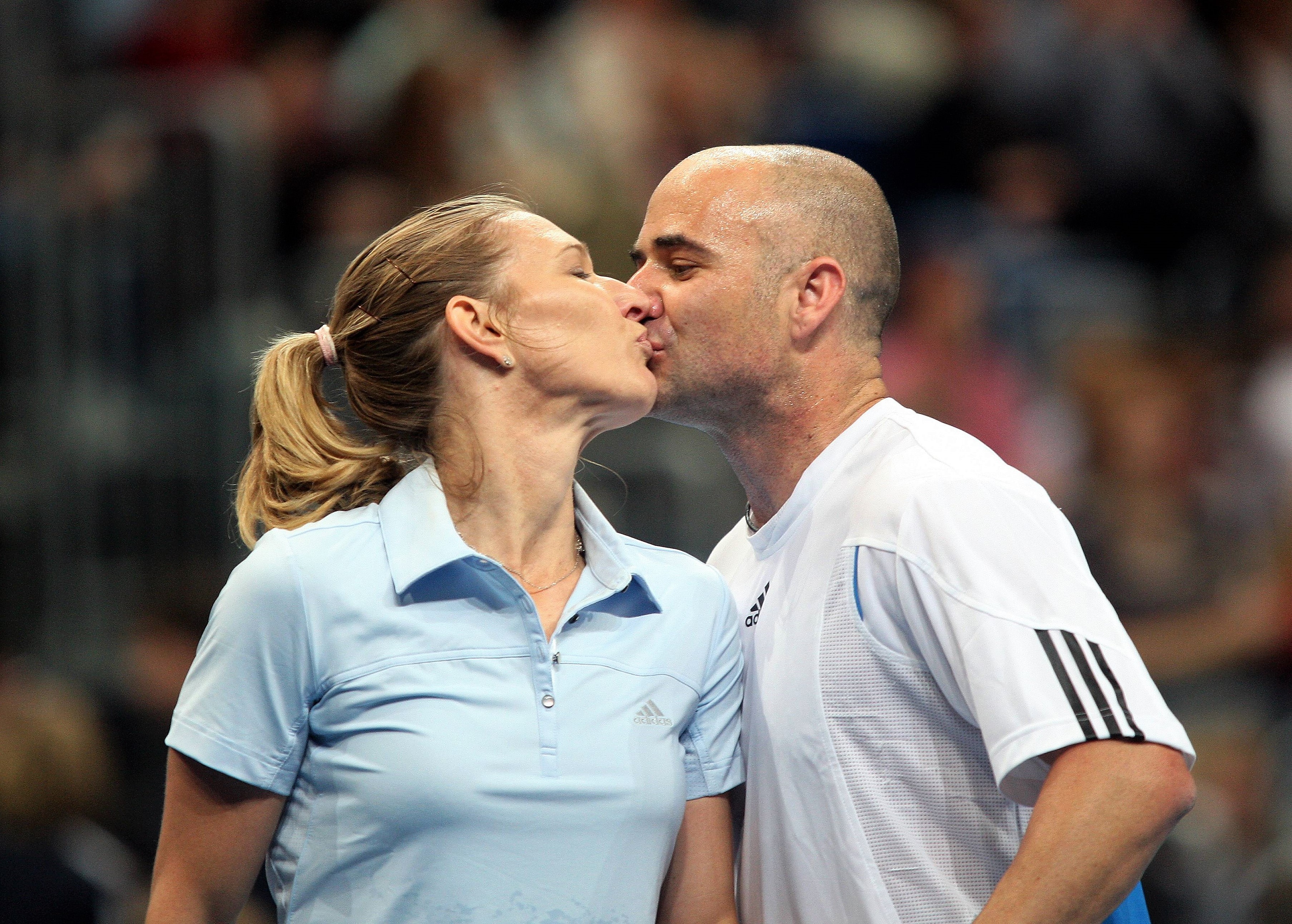 Morddrohung! Steffi Graf und Andre Agassi in Gefahr - Polizei erhöht Sicherheit, was ist geschehen?