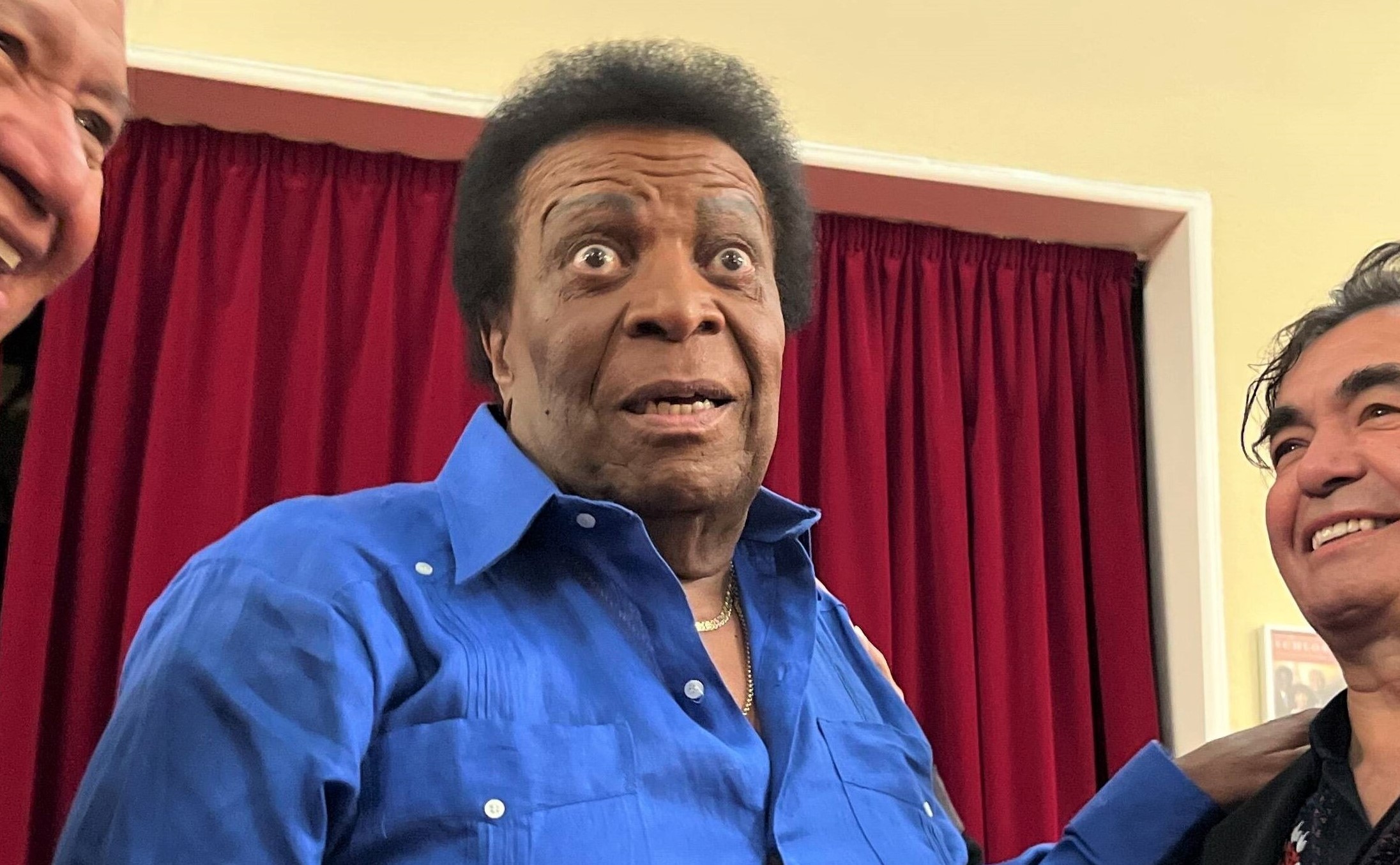 Roberto Blanco! Nach Not-Operation und Zusammenbruch - wie geht es Robertos Lebensgefährtin?!