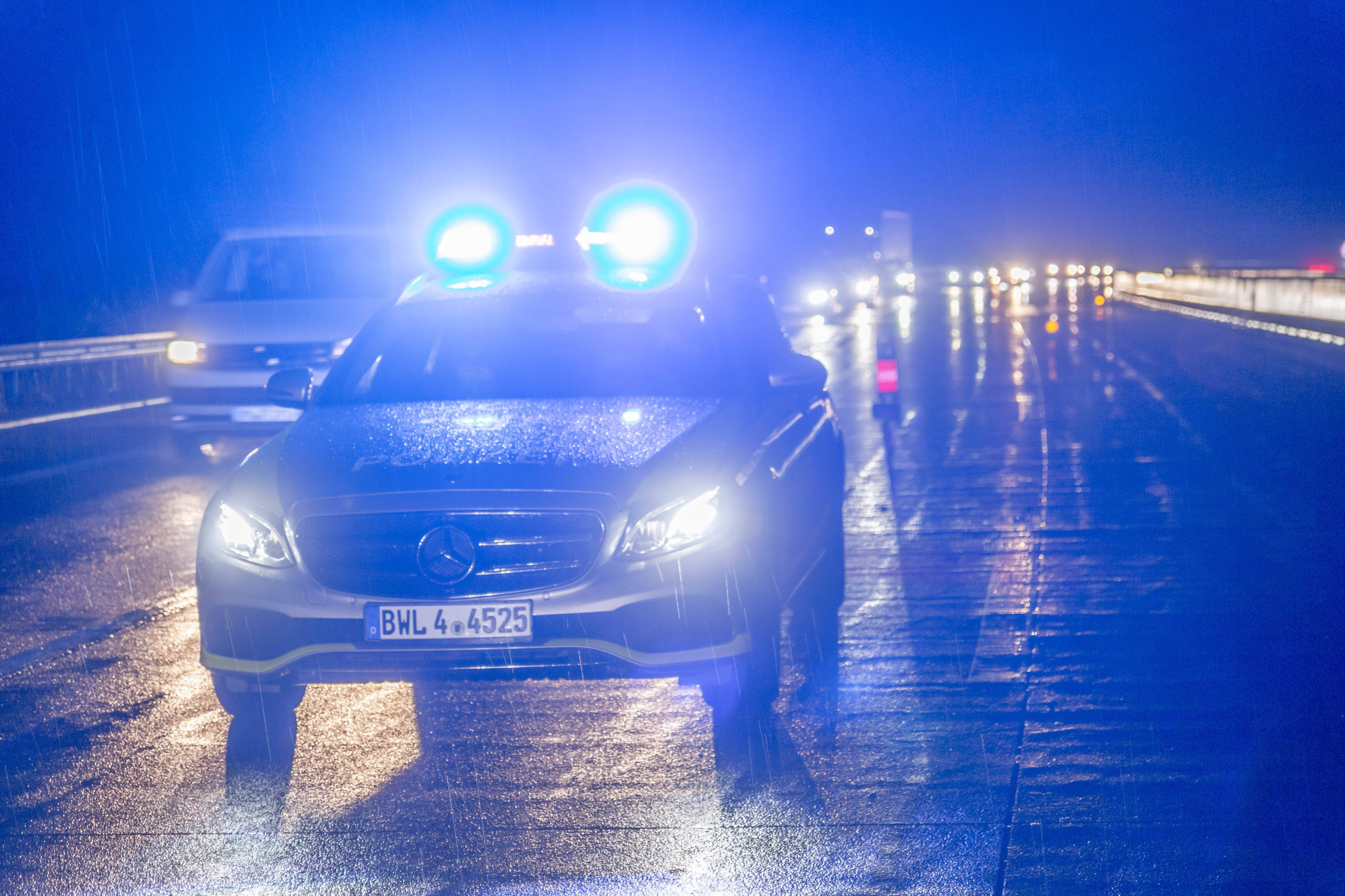 Lehrerin auf der A9 erschossen: Tragisches Ende einer Mutter - die Wahrheit kommt ans Licht